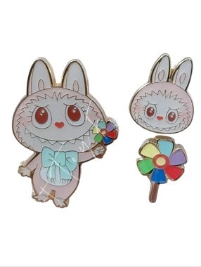 Popland Beijing Exclusive Momoko Pin